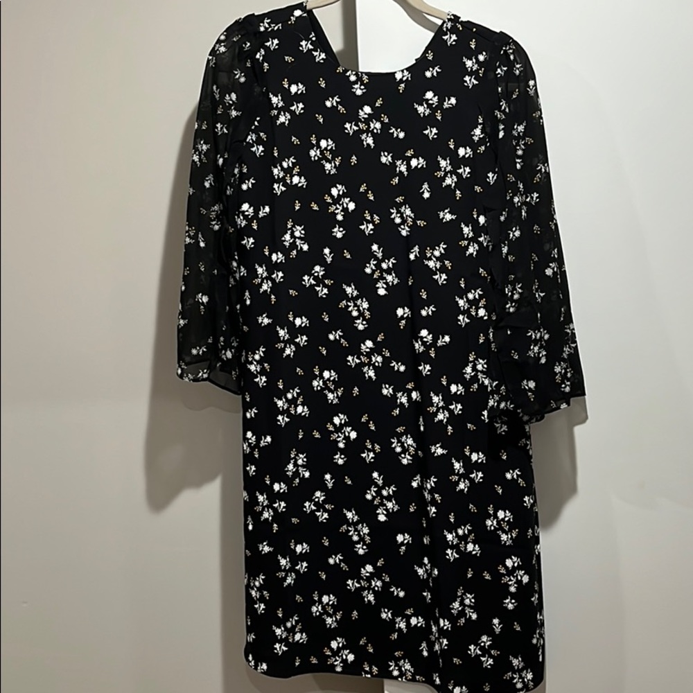 Ann Taylor shift dress